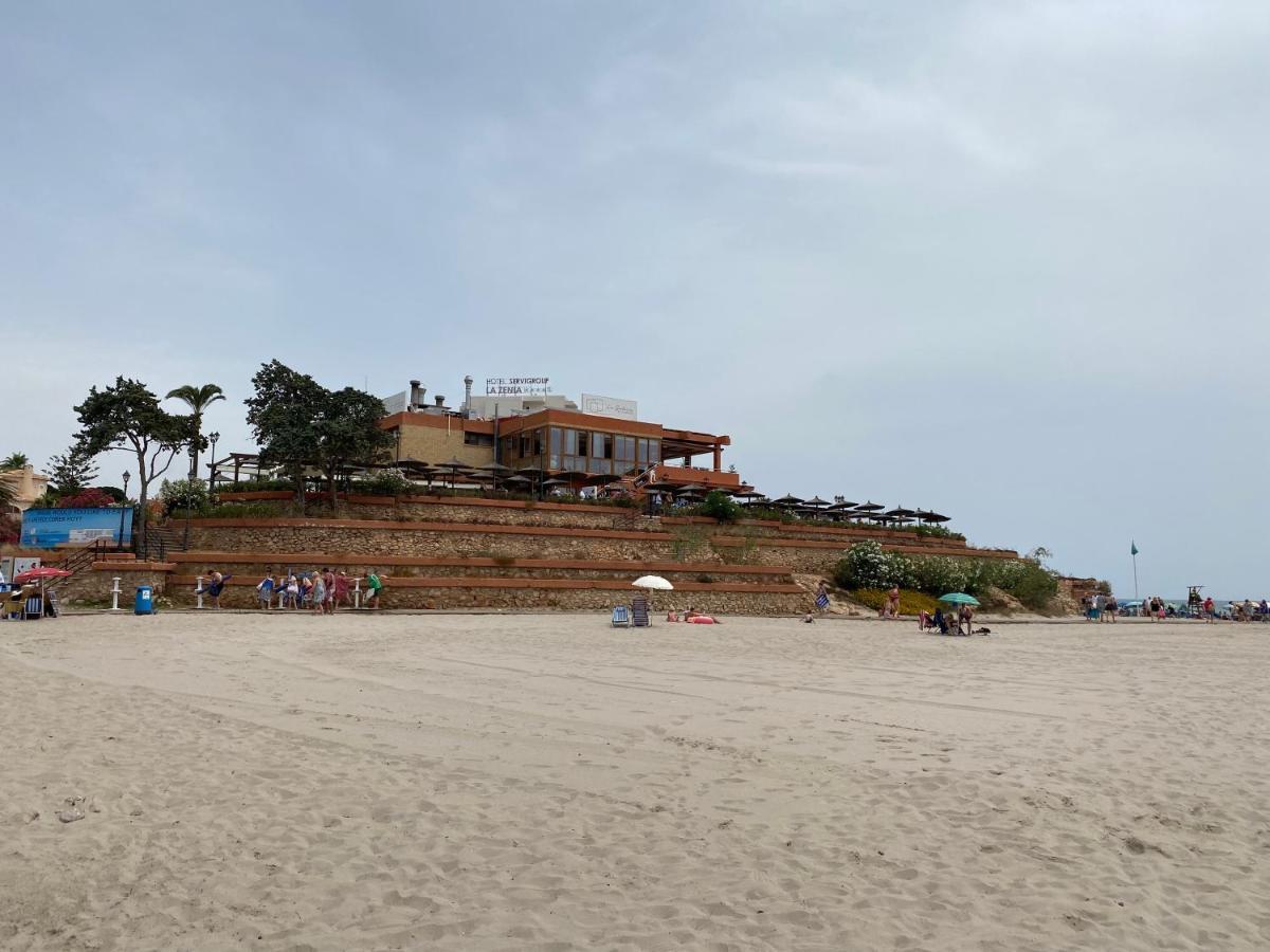 Orihuela Costa 3 Bdr Condo On La Zenia Beach With Patio Luaran gambar
