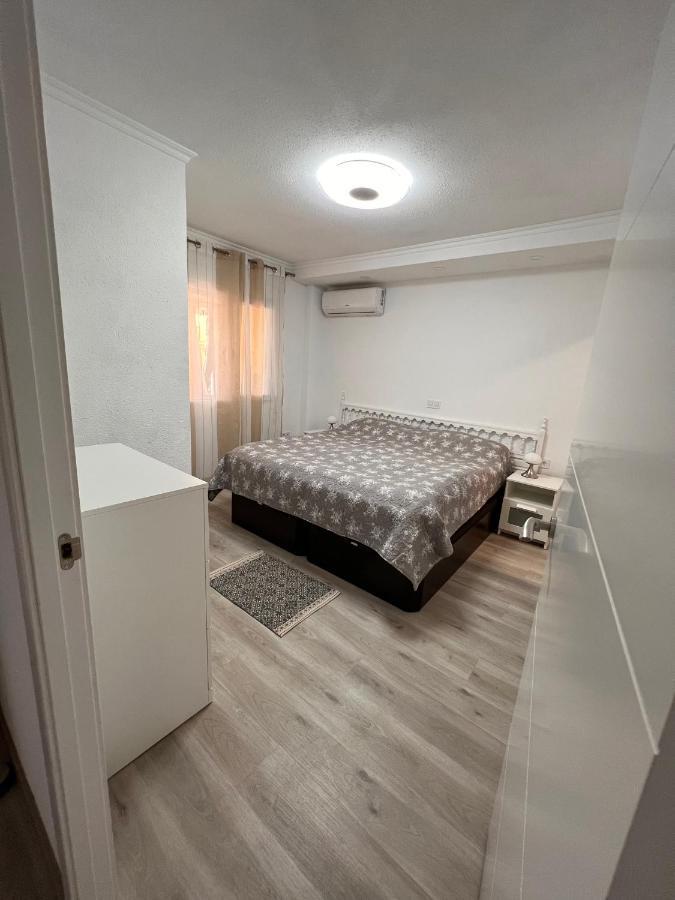 Orihuela Costa 3 Bdr Condo On La Zenia Beach With Patio Luaran gambar